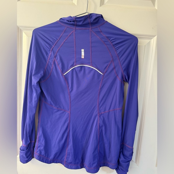 Zella lightweight 1/2 zip top - Picture 3 of 4